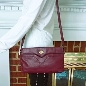 Share Etienne Aigner Leather Crossbody Bag Classic Vintage Oxblood Logo Purse